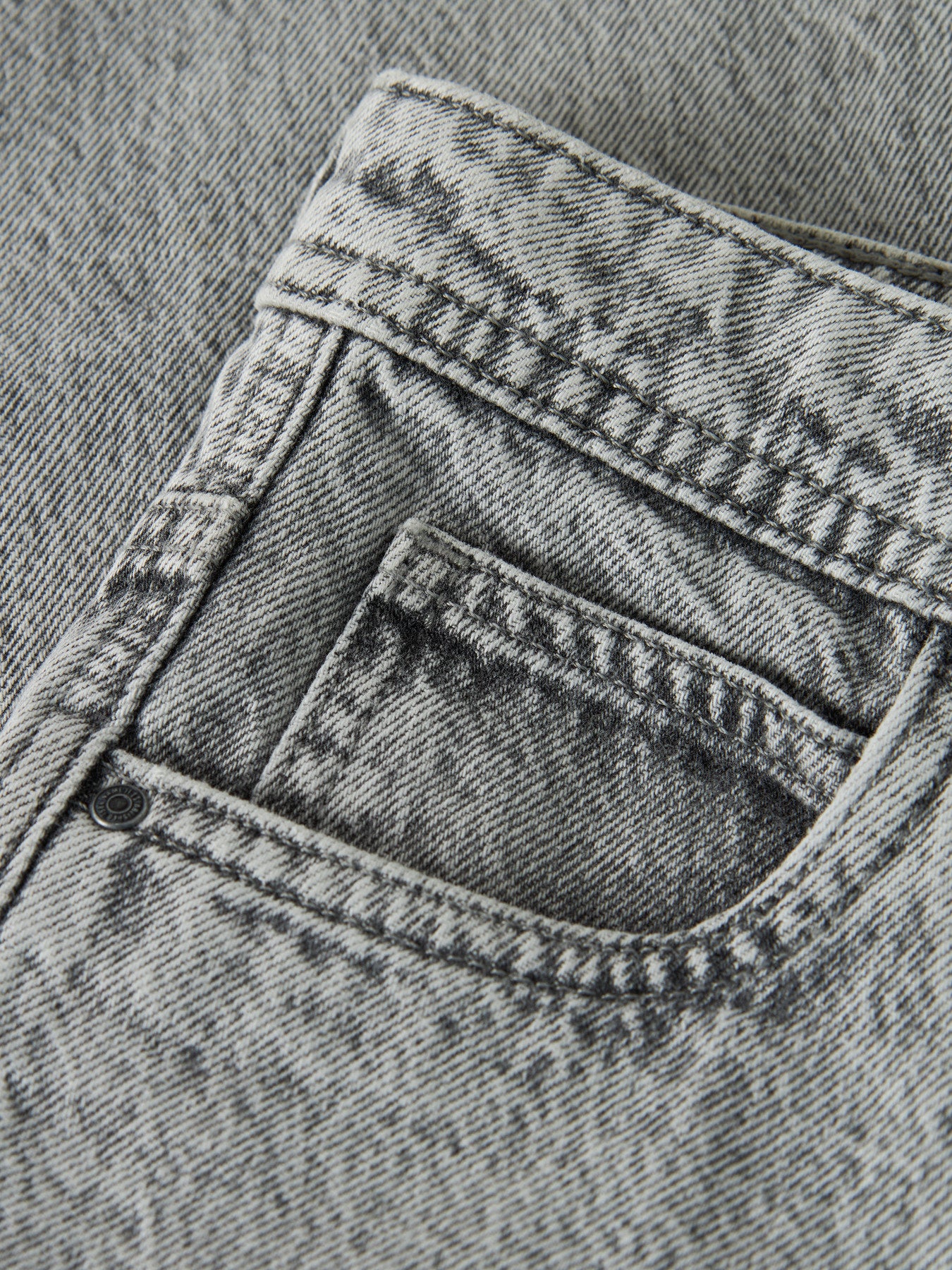 Jeans Menino Corte Loose Ganga Cinza